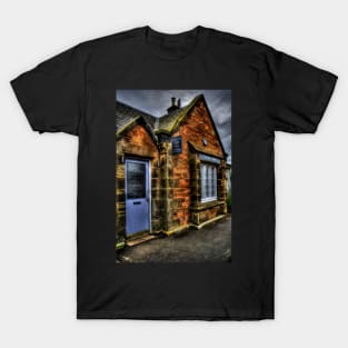 Station Yard Micro Pub And Beer Garden T-Shirt